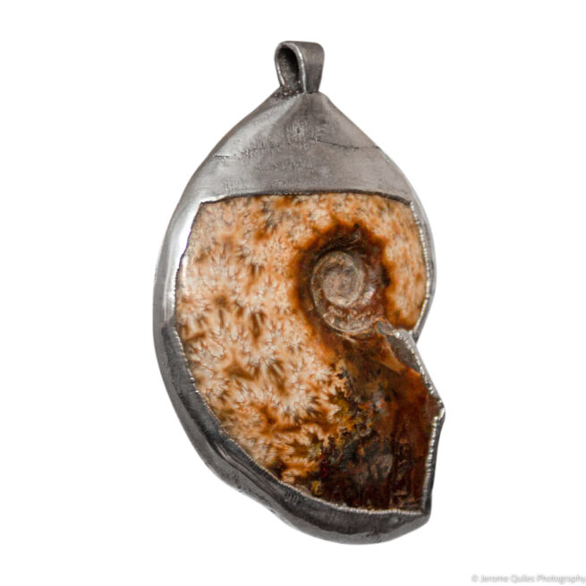 Large Pendentif Ammonite Opalisée – Image 4