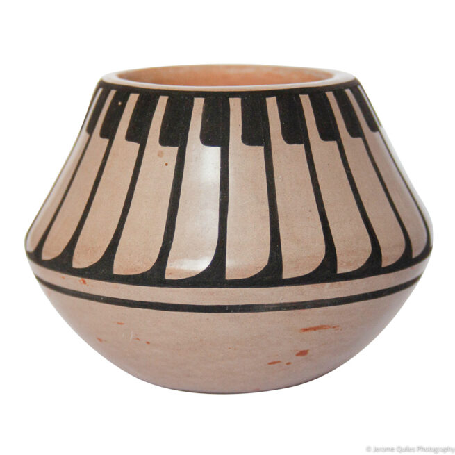 Poterie San Ildefonso Blue Corn – Image 2