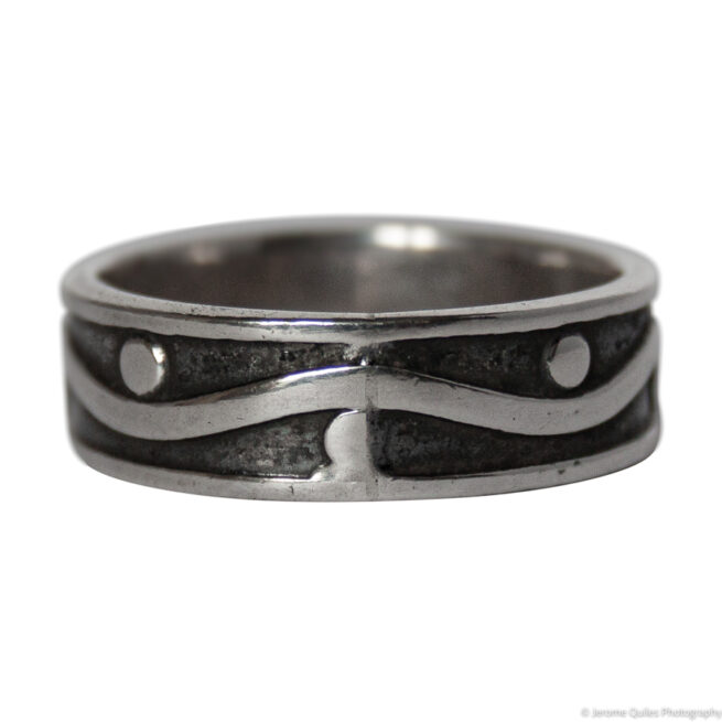 Traditional Mexican Silver Ring - Image 2