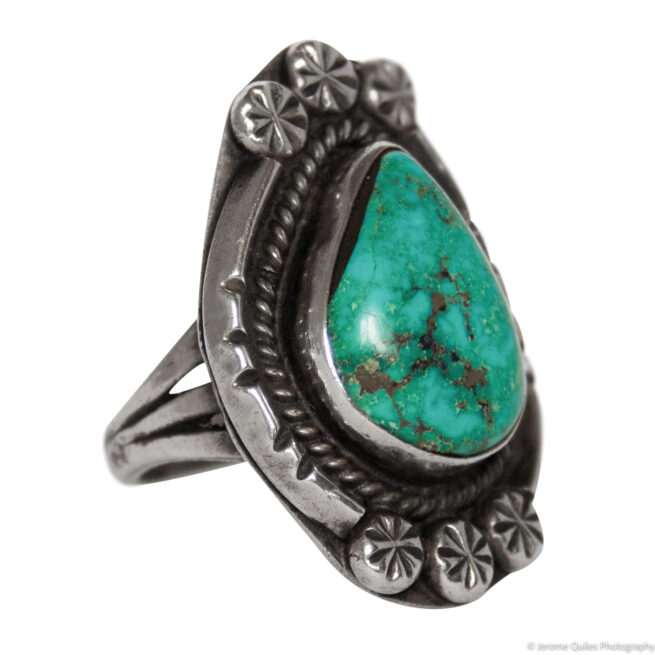 Turquoise Silver Navajo Ring - Image 2