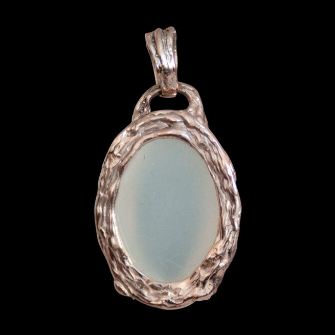 9K Gold Moonstone Cabochon Necklace – Image 4