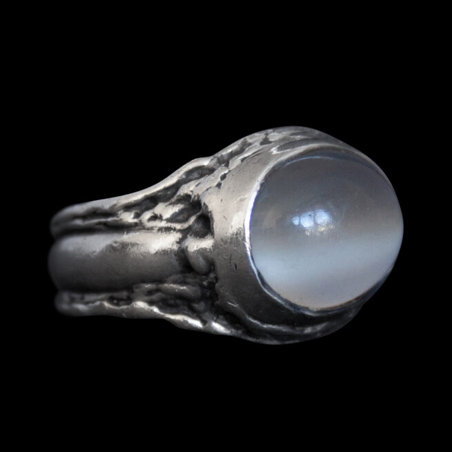 Grey Moonstone Sterling Silver Ring – Image 2