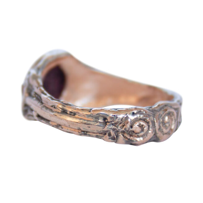 9K Gold Spiral Star Ruby Ring - Image 6