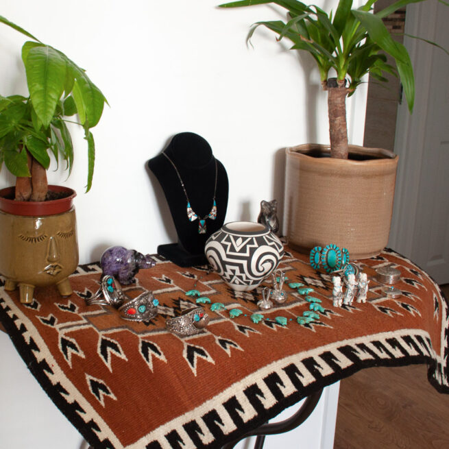 1970s Vintage Brown Kagletoh Navajo Rug - Image 7