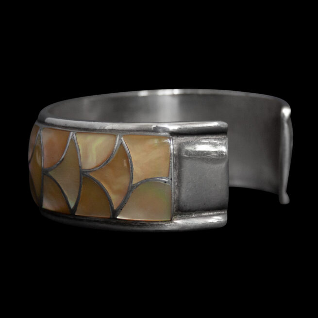 Orlinda Natewa Mother-of-Pearl Bracelet - Image 5