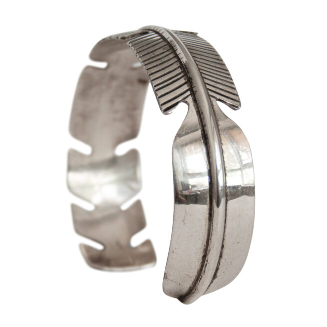 Douglas Etsitty Feather Bracelet - Image 5