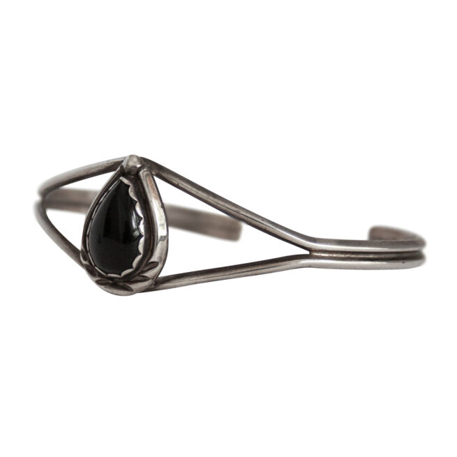 Jet Teardrop Zuni Bracelet - Image 3