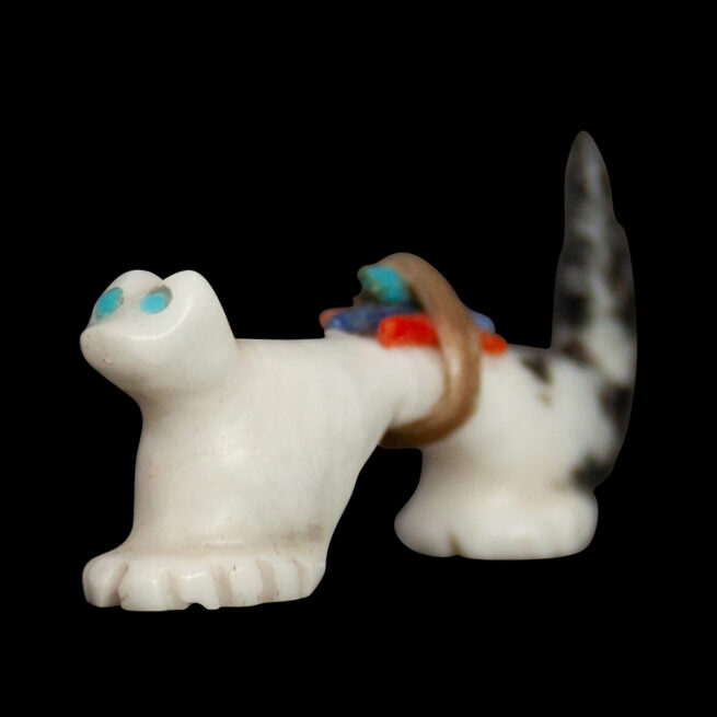 Jeffrey Yunie Wolf Carving – Image 3