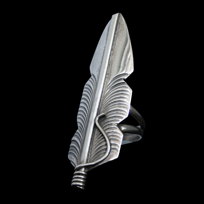 Straight Silver Feather Ring - Image 3