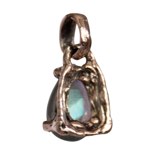 9K Gold Faceted Labradorite Pendant - Image 5