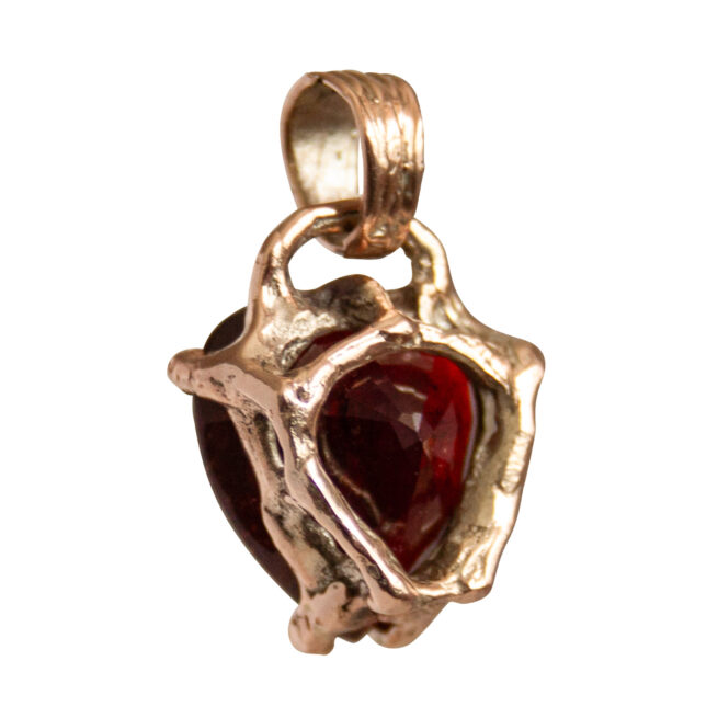 9K Gold Red Garnet Pendant - Image 4
