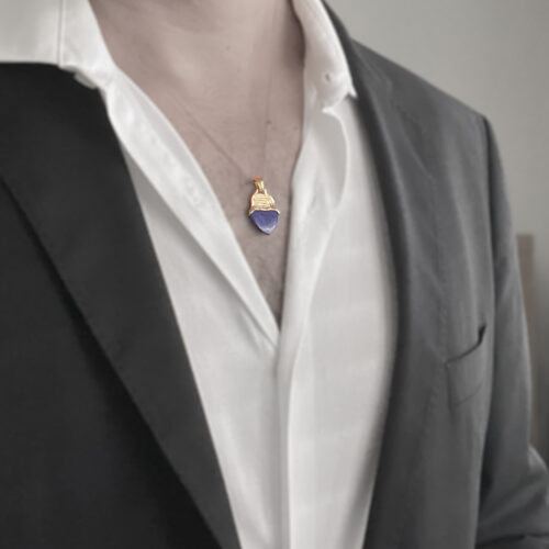 9K Gold Spiral Lapis Pendant
