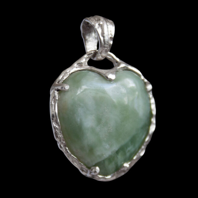 Green Jade Heart Pendant - Image 3