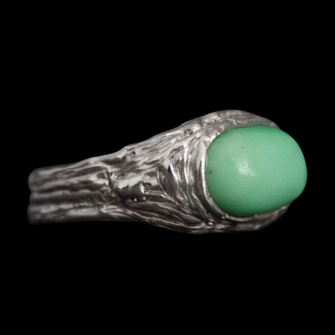 Oval Chrysoprase Silver Ring - Image 2