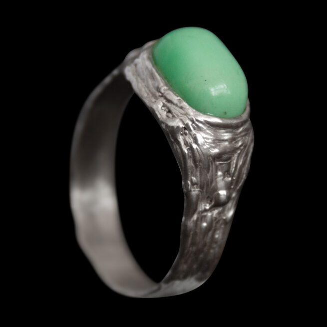 Oval Chrysoprase Silver Ring - Image 6