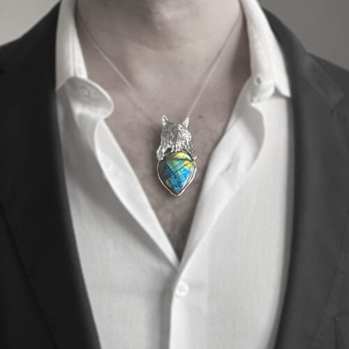Silver Wolf Labradorite Pendant