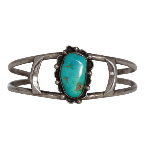 Flower Setting Turquoise Bracelet