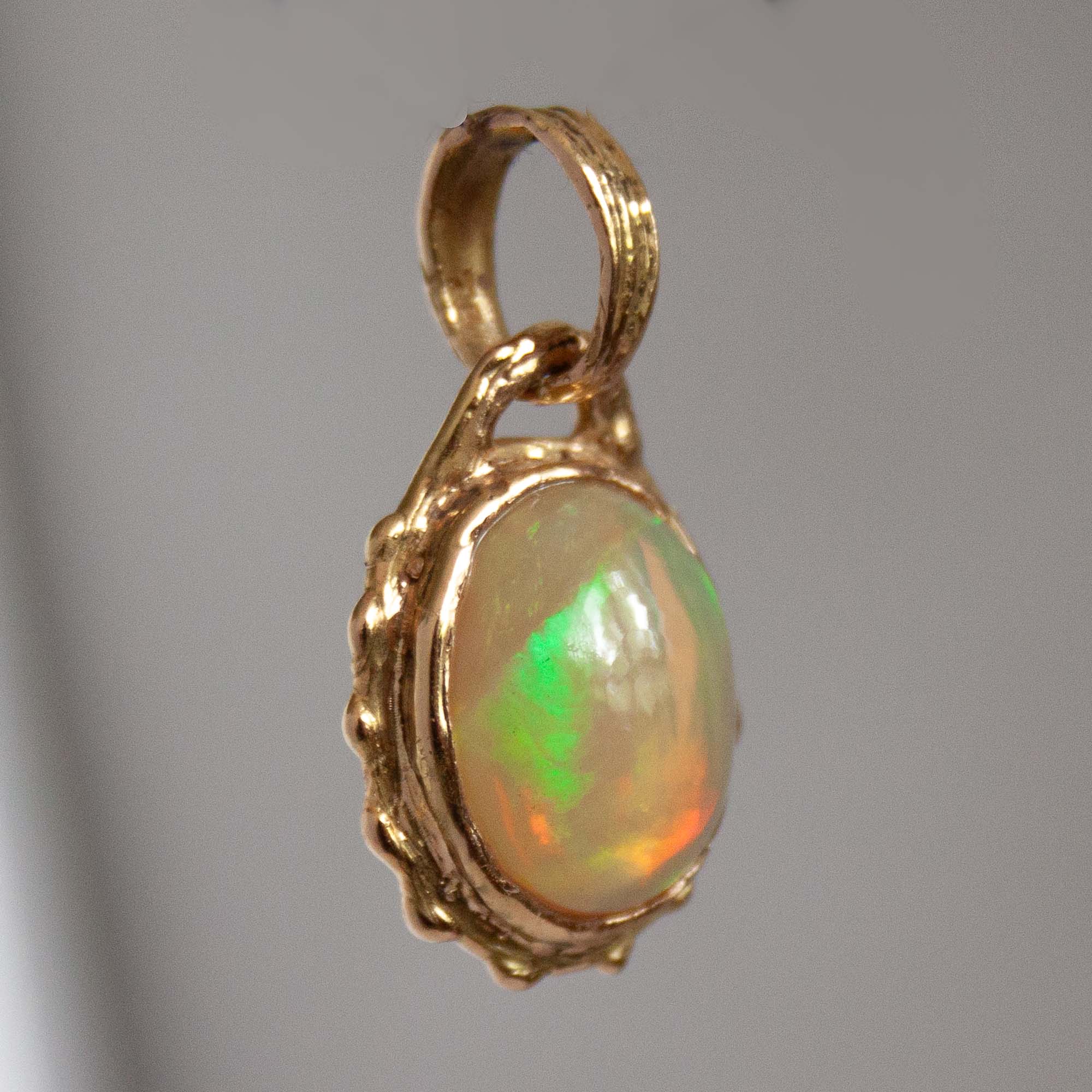 18K Gold Opal Talisman - Image 3
