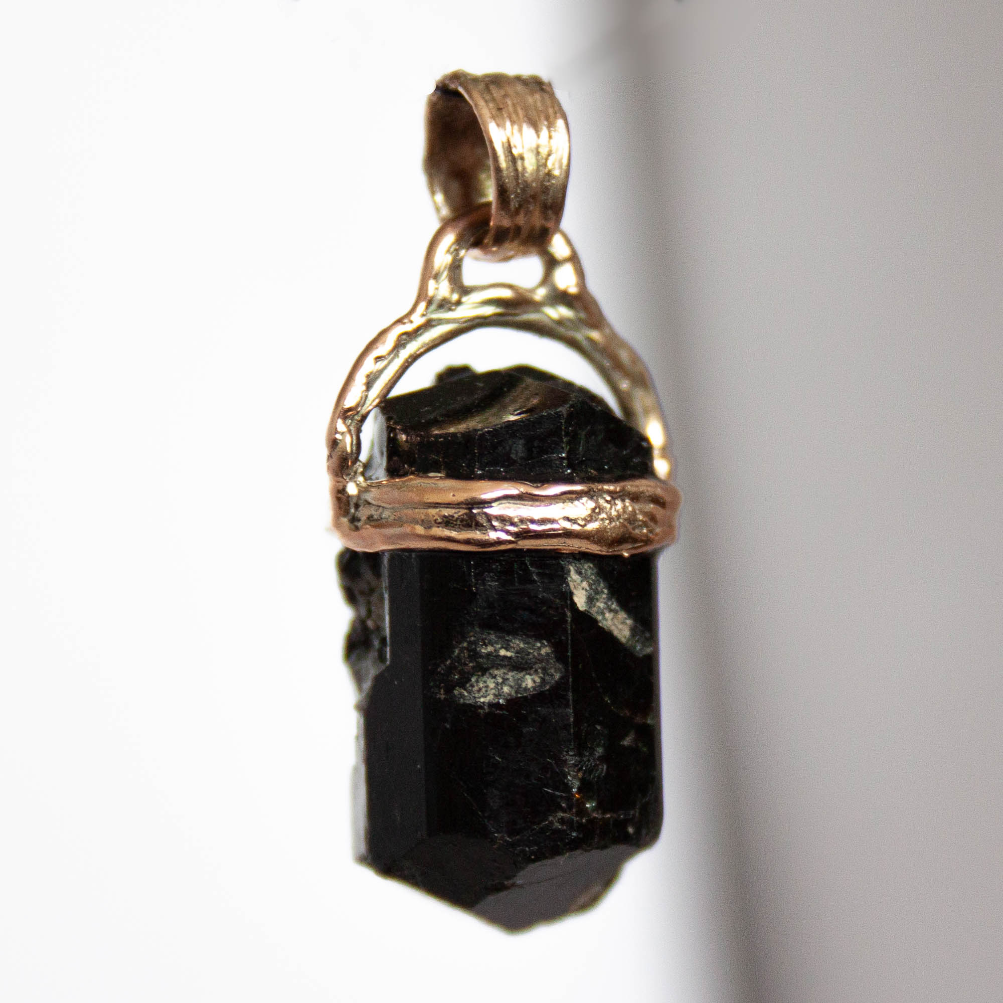 9K Gold Black Tourmaline Nugget - Image 2