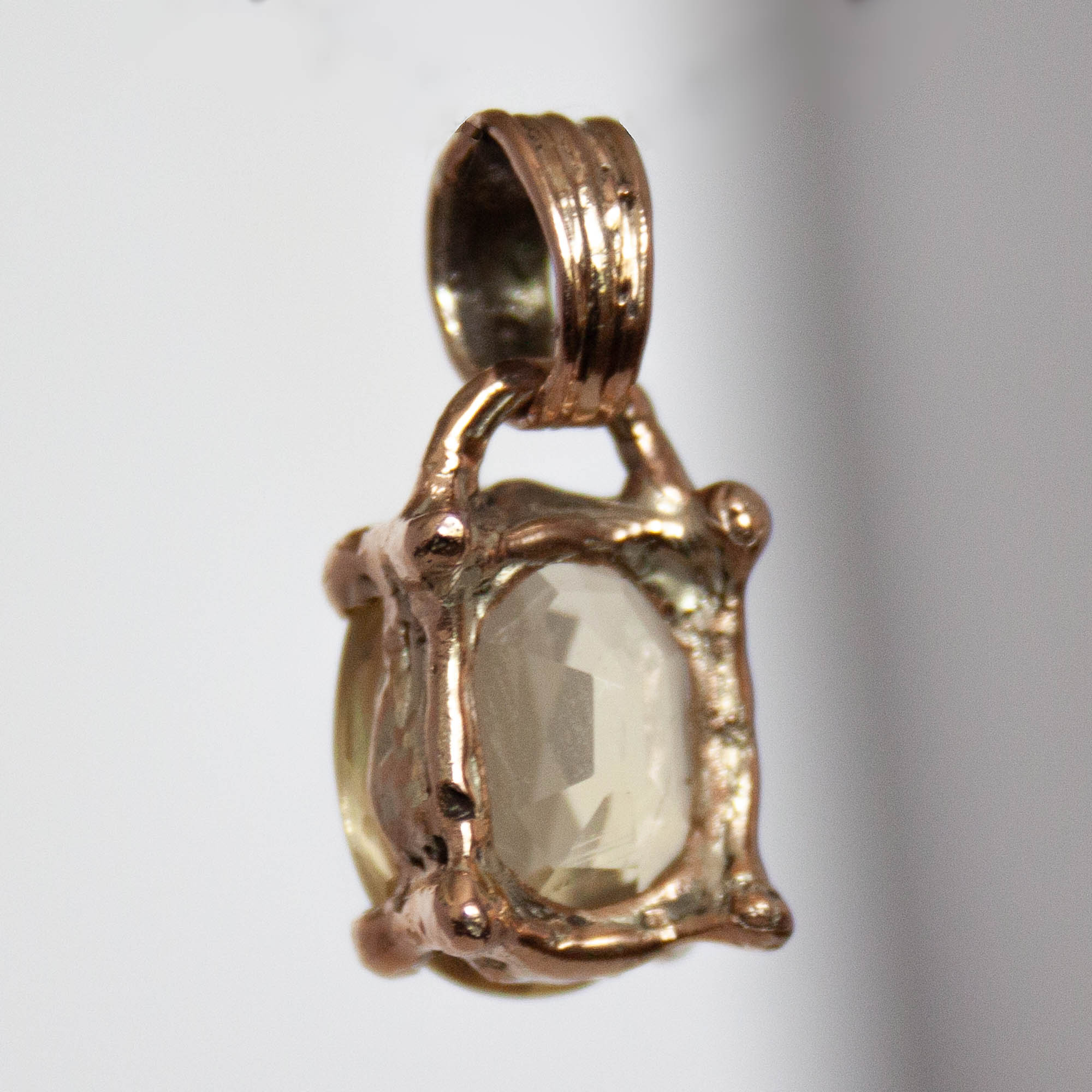 9K Gold Scapolite Pendant - Image 4