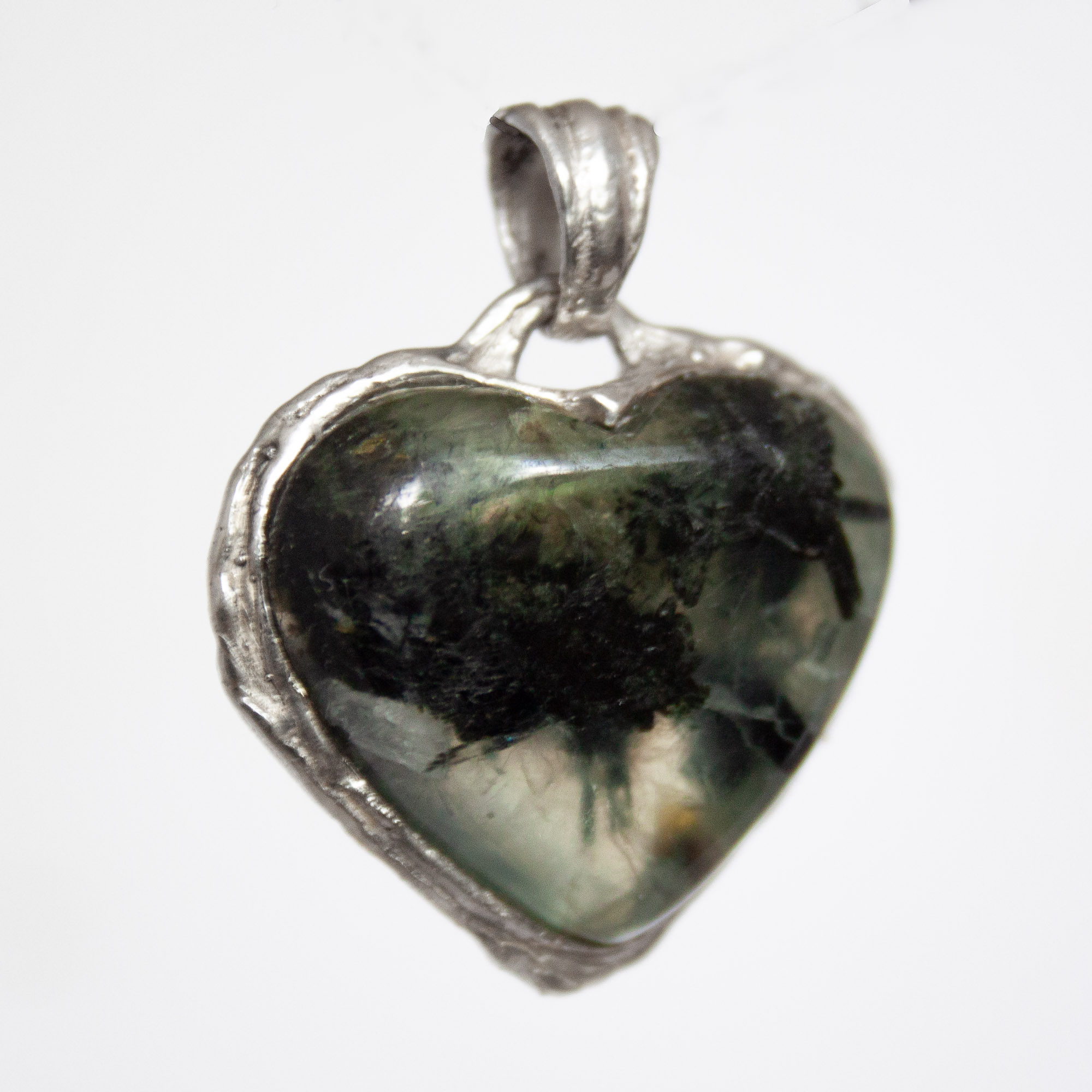 Moss Agate Heart Pendant - Image 2