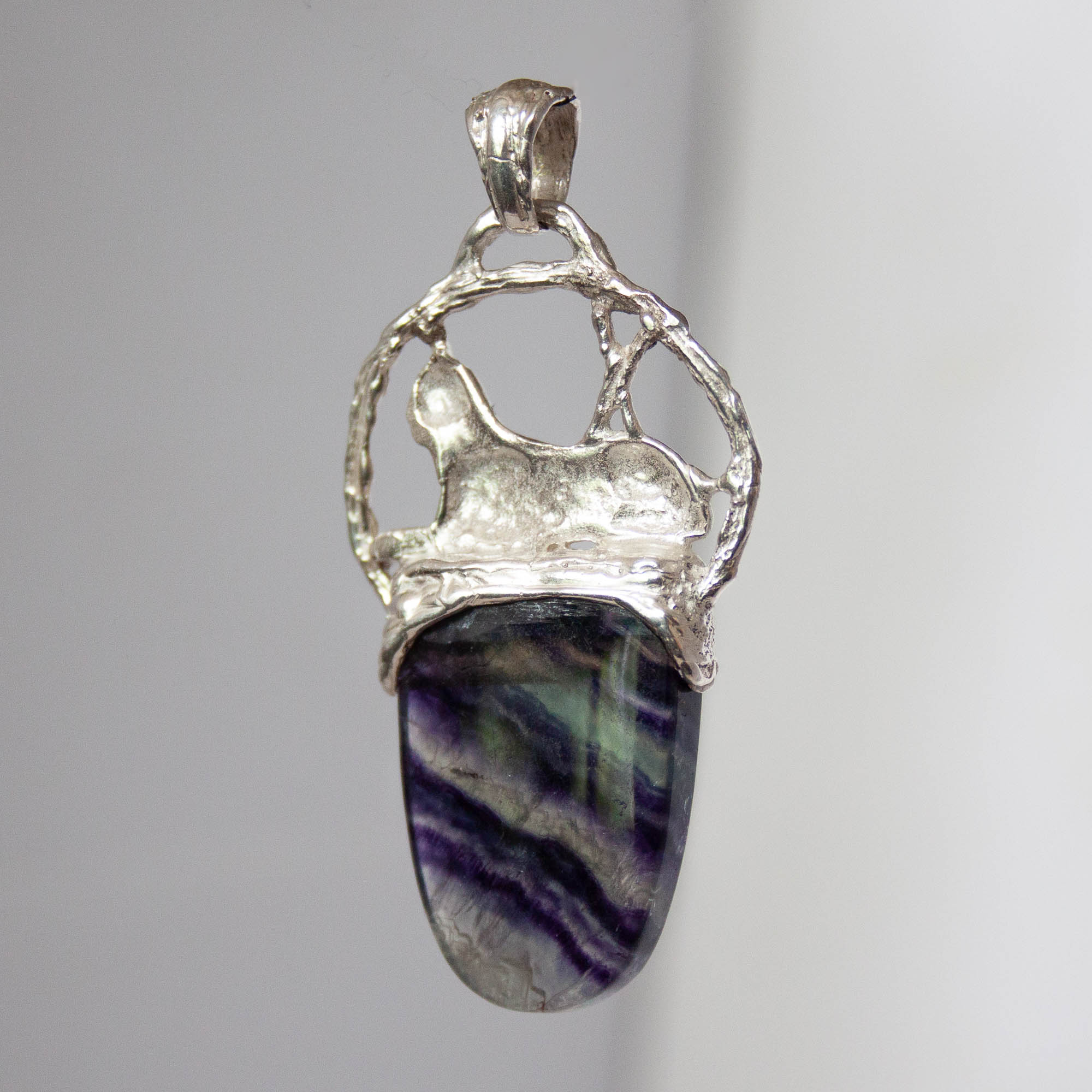 Silver Sphinx Fluorite Pendant - Image 3