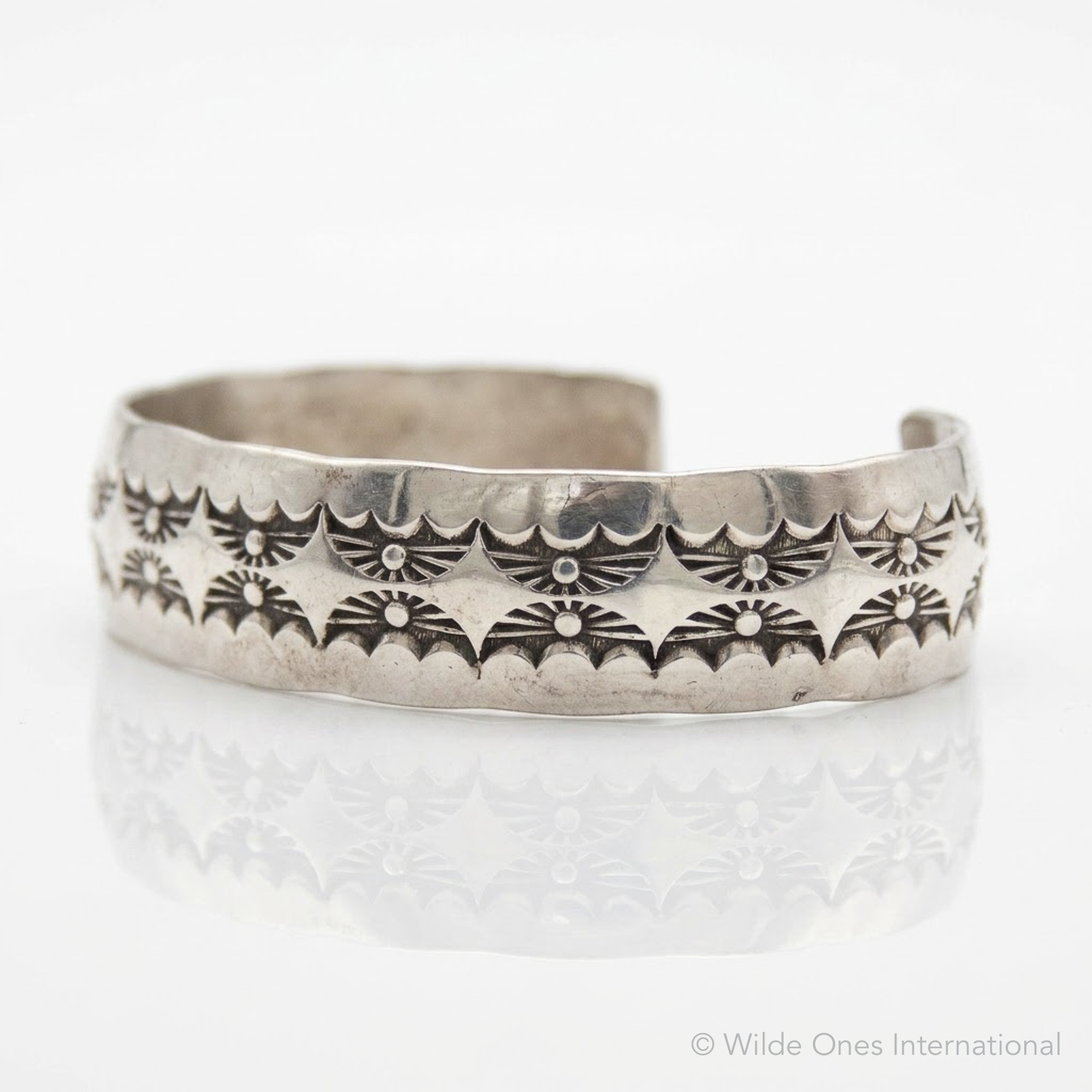 1960s Douglas Etsitty Bracelet - Image 7