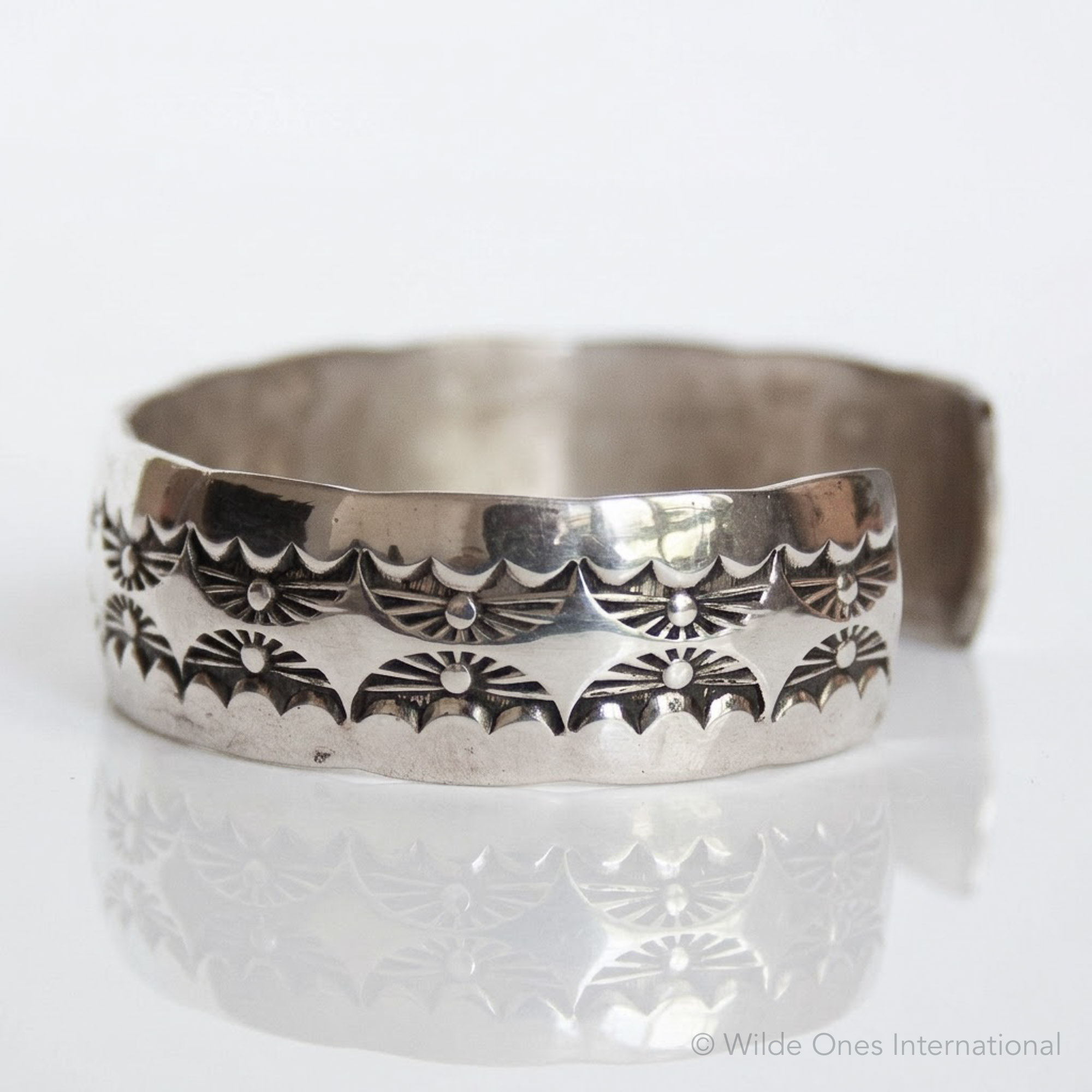 1960s Douglas Etsitty Bracelet - Image 6