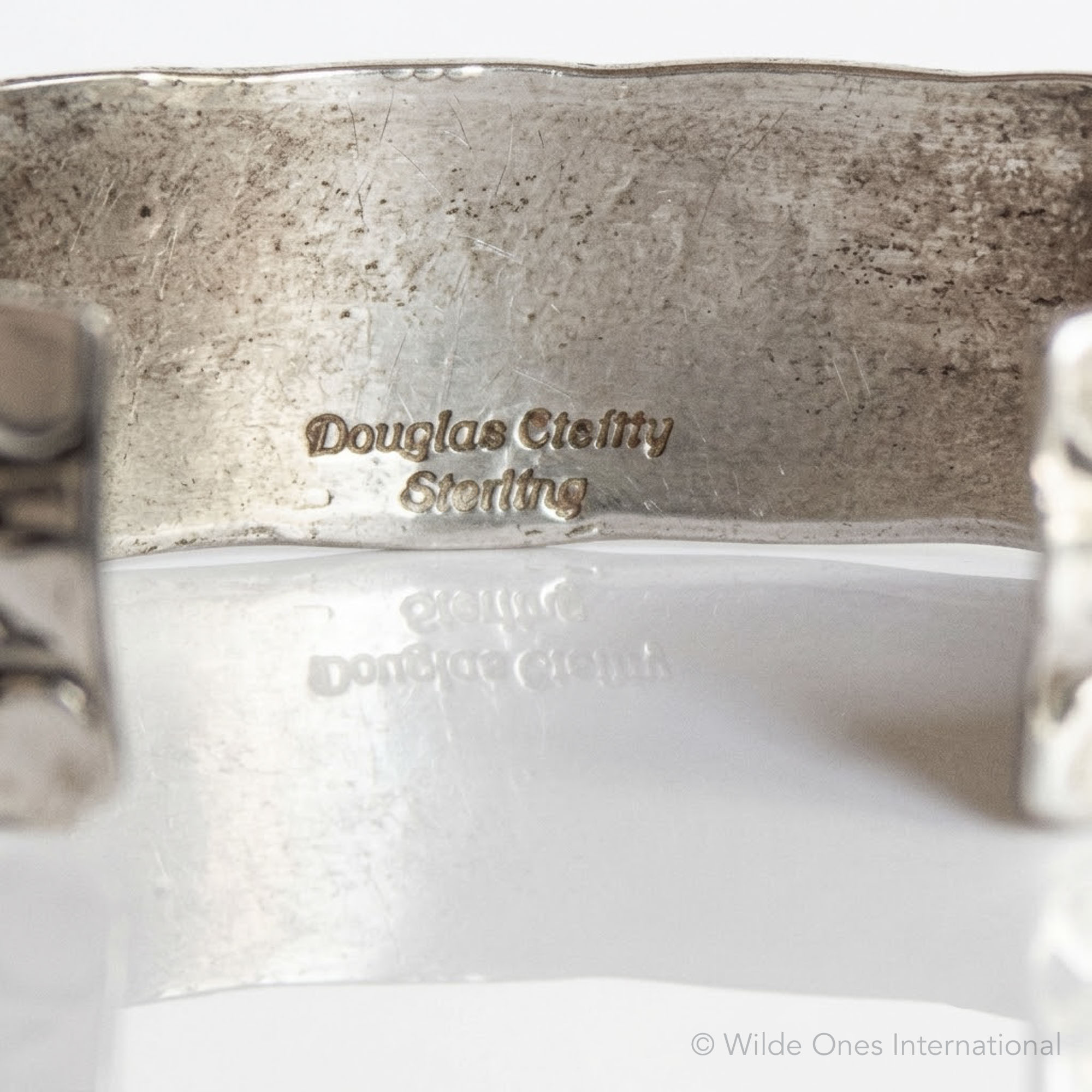 1960s Douglas Etsitty Bracelet - Image 5