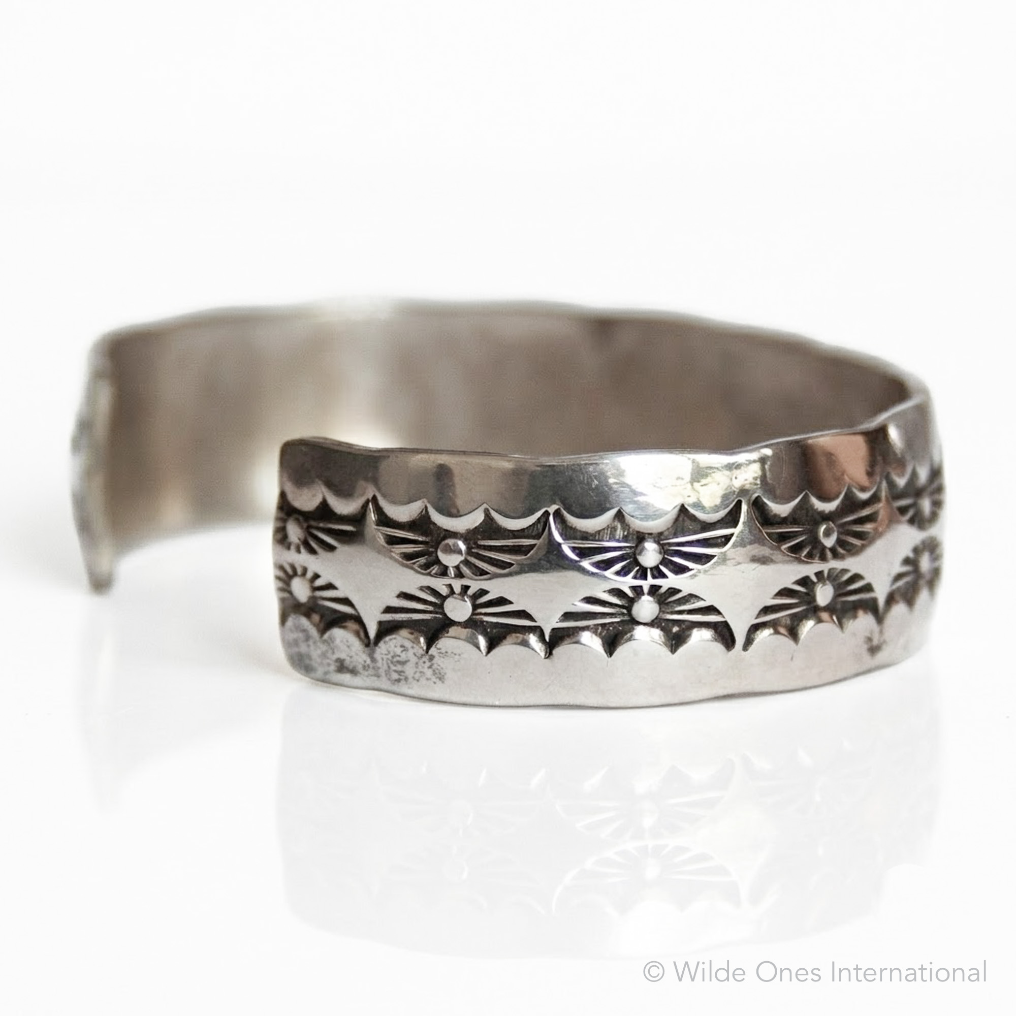 1960s Douglas Etsitty Bracelet - Image 3