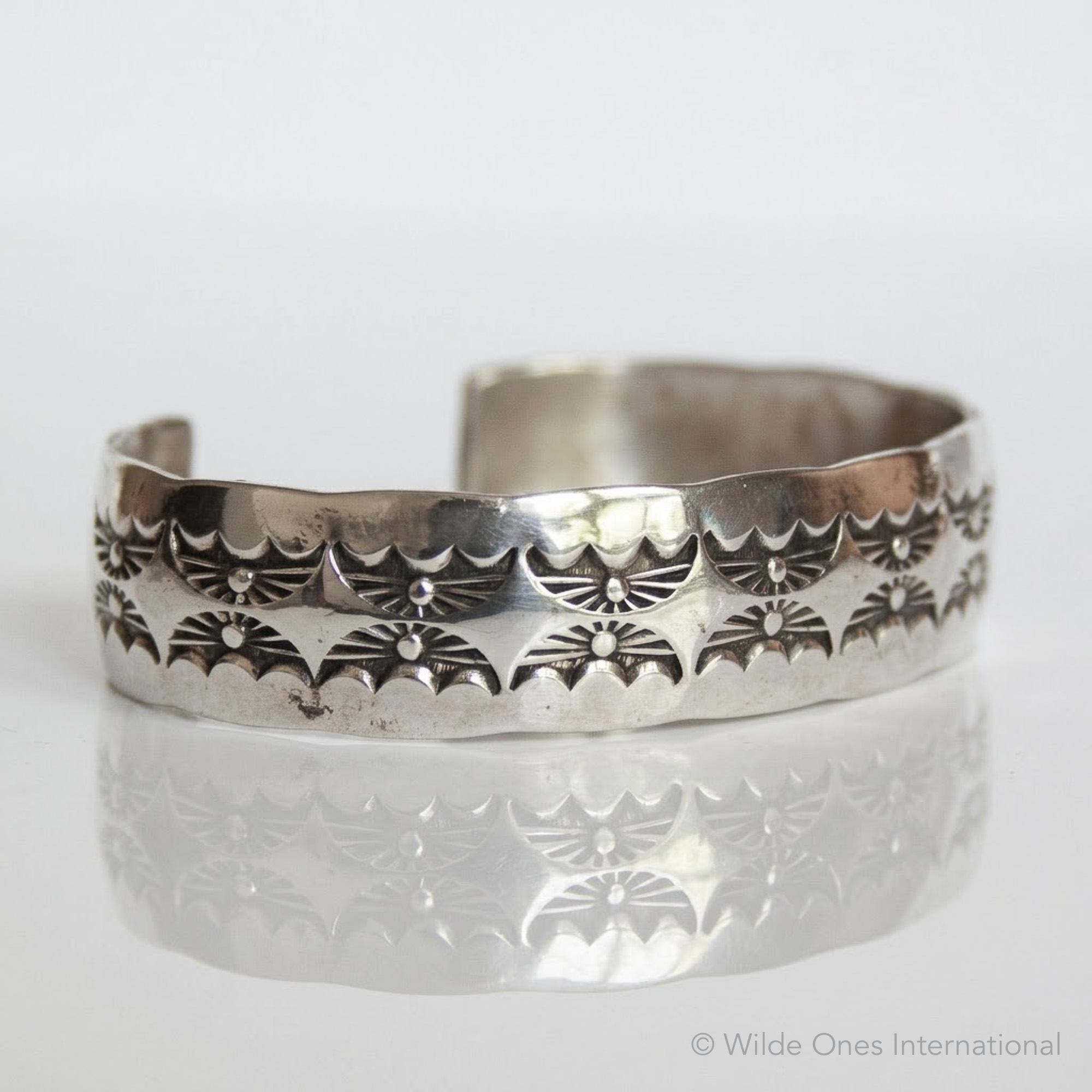 1960s Douglas Etsitty Bracelet - Image 2