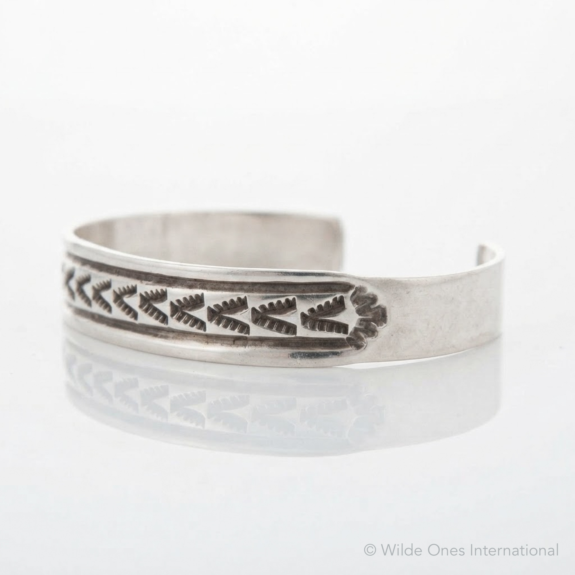 Kenneth Mary Bill Bracelet - Image 6